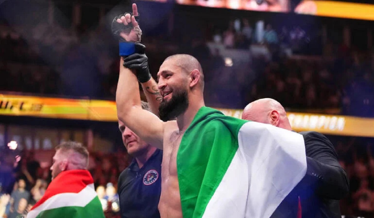 UFC 319: Khamzat Chimaev Dominates Dricus Du Plessis to Claim Middleweight Title